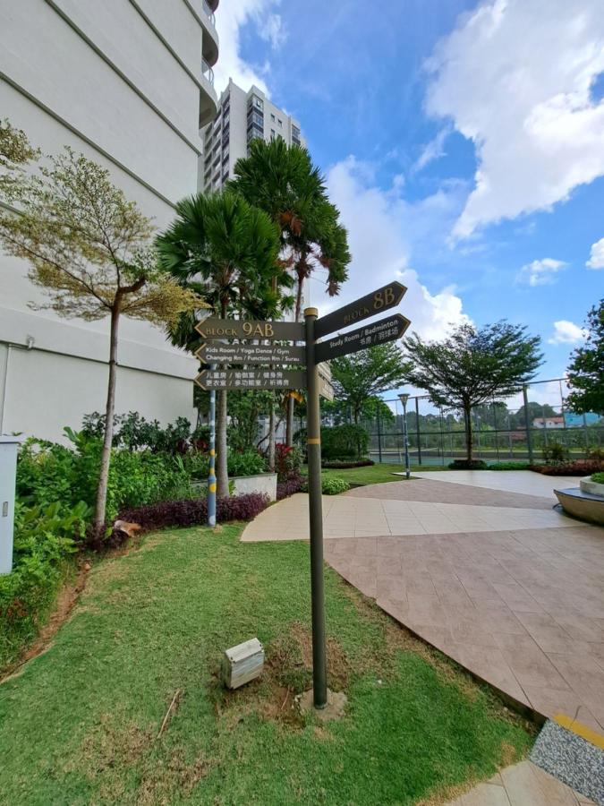 Cozy Home Country Garden At Dangabay Of Jb, Free Wifi And Streaming Джохор-Бару Экстерьер фото